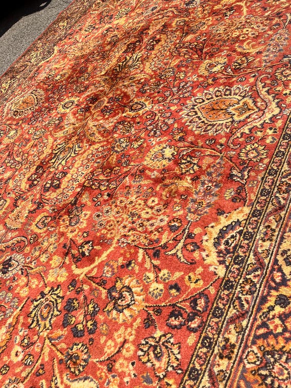 Sarouk Karastan Discontinued 9 x 12 Oriental Wool Rug