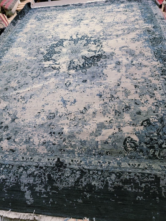 Modern Designer Fine Hand Knotted 10' x 14' Wool Rug in Blue Floral Tones