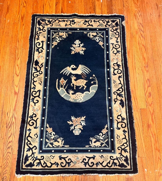 Antique Chinese Pictorial Hand Knotted 3’ x 5” Wool Rug