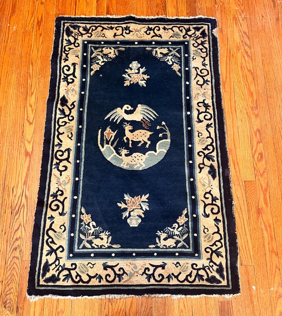 Antique Chinese Pictorial Hand Knotted 3’ x 5” Wool Rug