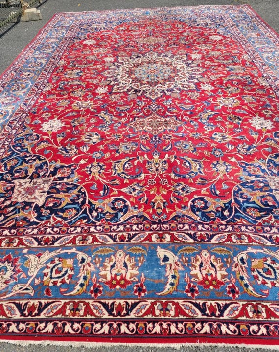 Vintage Floral Oriental 11' x 16' Hand Knotted Wool Rug (SOLD - please have a look at our other palace size rugs!)