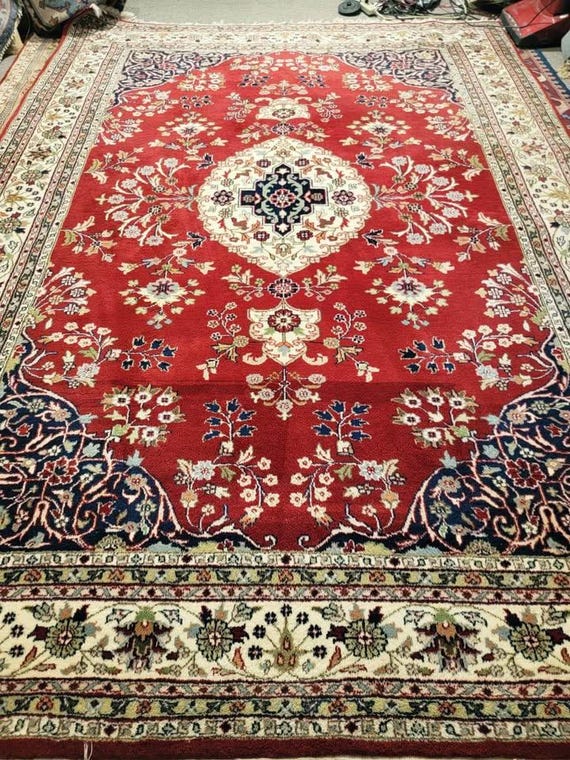 Persian-Style Hand-Knotted Rug – 8.3 x 11.8 ft – Red Field, Ivory Border, Floral Medallion