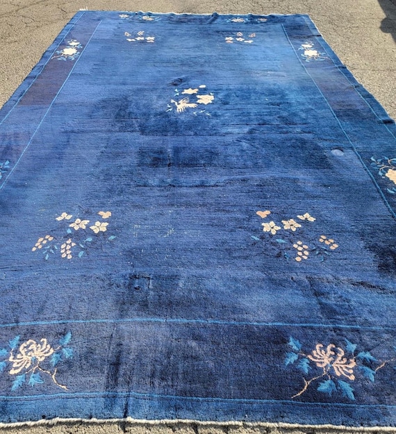 Antique Chinese Art Deco 10’ x 14’ Hand Knotted Wool Rug