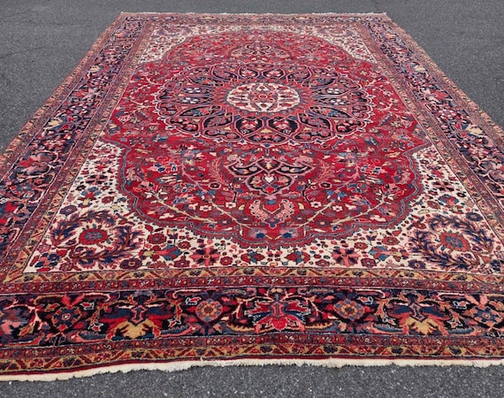 Semi Antique 10’ x 14’  Persian Heriz Ahar Hand Knotted Wool Rug