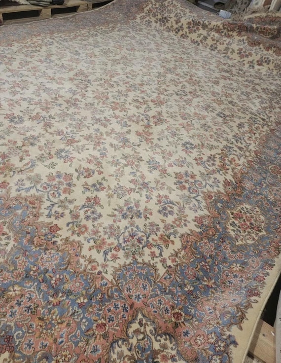 Karastan Floral Kirman Wool Carpet 10' x 14', Ivory Traditional Rug