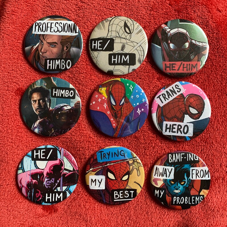 Jumbo 58mm LGBTQAI Comic Badges Bandes dessinées recyclées ...