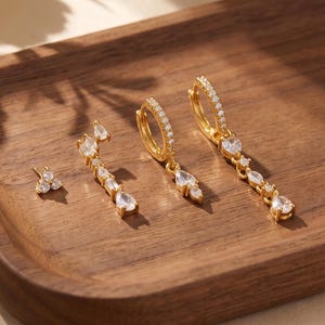 18 kt gold filled 4-delige oorbellenset, CZ Huggie Hoops, Teardrop Crystal Dangle Oorbellen, sprankelende gelaagde stapeloorbellen
