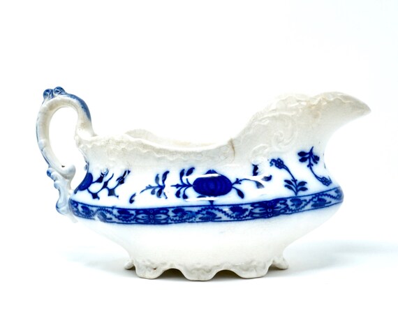 Antique Gravy Boat Holland Blue Flow Johnson Brothers England 1910s Sauce Boat Scalloped Rare Classic Blue White Transferware Staffordshire