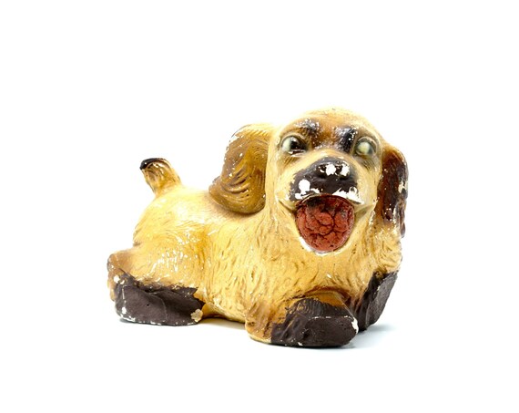 Vintage Chalkware Dog 1950s Cocker Spaniel Chalk Ware Painted Puppy with Ball in Mouth Carnival Prize Shabby