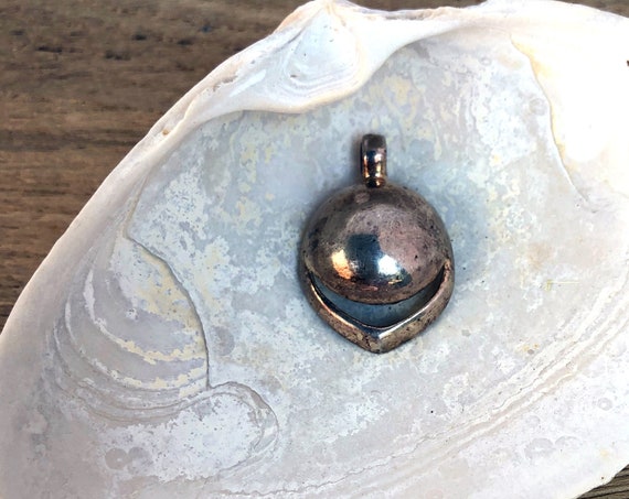 Vintage Silver Pendant Modernist Necklace Sterling Orb with Framed in a Pointed Shape Abstracted Eye Jewelry Made in Israel 925 Silver