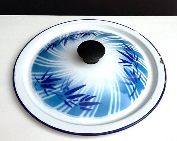 Vintage Pot Lid Enameled White Blue Bamboo Motif Enamelware Airbrushed Stenciled Replacement Lid for 8" Diameter Pot