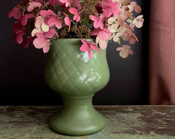 Vintage Vase Green Matte Pottery American Ceramic Compote Footed Pedestal Vase Acorn Look Diamond Grid Patterned Vase Fall Decor Holiday