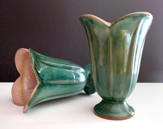 Vintage Vases Green Ceramic Pink Interior Urns Pottery Stangl Terra Rose 1940s Lotus Flower Look Pedestal Vase Pair Planter Art Pottery Rare
