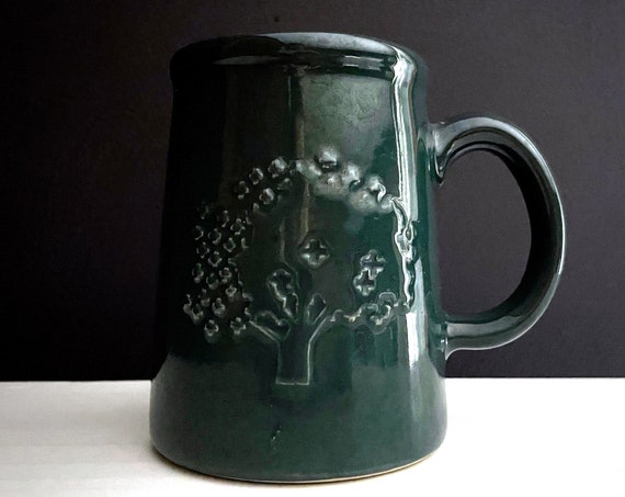 Vintage Mug Bennington Potters Pine Green Mug Tree Embossed Design Marked 1990 Southwestern VT Medical Center Tavern Mug Tankard David Gil