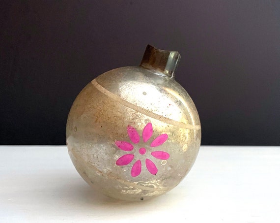 Vintage Daisy Ornament Floral Ball Mercury Glass Bulb Hand Painted Pink Flower White Stripe Distressed Glass Ornament Retro Tree Trim NO CAP