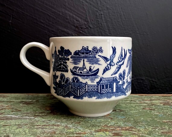 Vintage Mug Blue Willow Tea Cup Georgian Shape Made By Churchill in England Classic Blue & White Dinnerware Cup w/ Handle Ceramic Small Mug