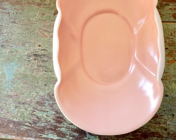 Vintage Pink Pottery Bowl Scalloped Edge Platter Oblong White Exterior Mid Century California Pottery 971 50s Baby Pink Interior Fruit Bowl
