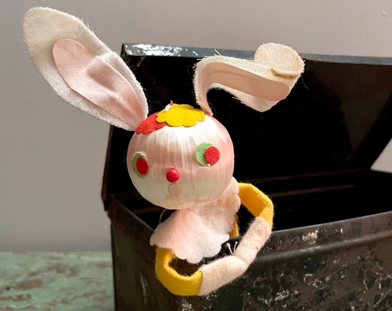 Vintage Bunny Ornament White Satin Ball Head Wired Ears Yellow Felt Body Rabbit Knee Hugger Style Retro Ornament Christmas Trim Easter Decor