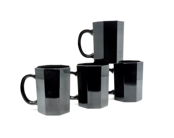 Vintage Mugs Black Glass Arcoroc France Glass Octime Set of 4 Handled Coffee Cups Octagonal Shaped Contemporary 80s Opaque Glass Dinnerware