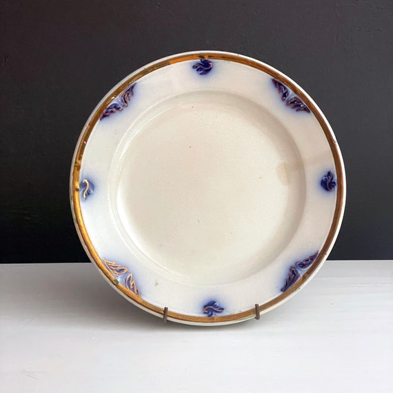 Antique Plate Flow Blue Tulip Pattern Elsmore & Forster Tunstall Ironstone Mid 1800s Copper Luster Details Blue Flow Rim Dinner Plate Crazed