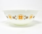 Vintage Pyrex Bowl Town and Country Cinderella 444 1960s Brown and Orange on Opal Ovenware