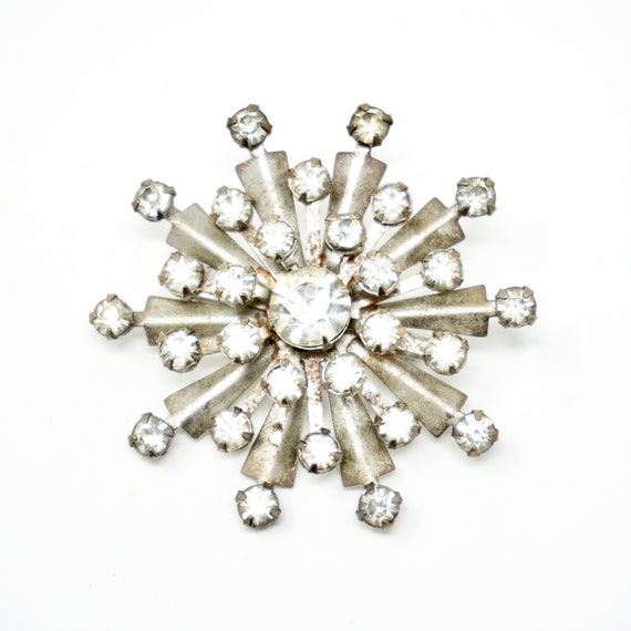 Vintage Starburst Brooch Rhinestone and Silver Toned Metal Pin 1950s Costume Jewelry