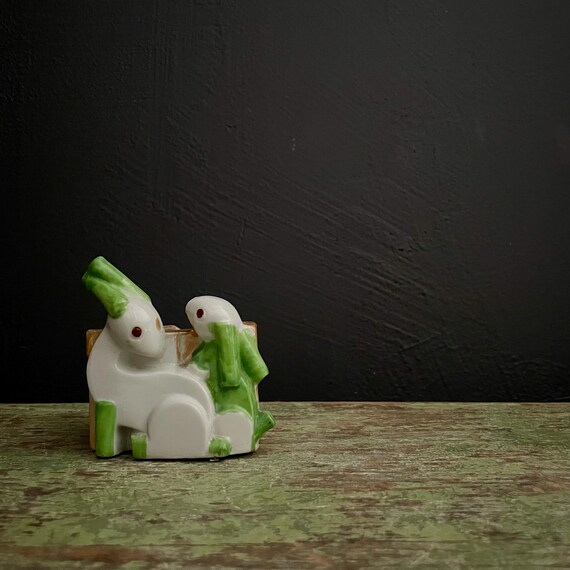 Vintage Ashtray Rabbits Lustreware Porcelain Ashtray Art Deco Bunny Ashtray Made in Japan 1930s