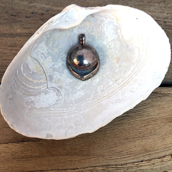 Vintage Silver Pendant Modernist Necklace Sterling Orb with Framed in a Pointed Shape Abstracted Eye Jewelry Made in Israel 925 Silver
