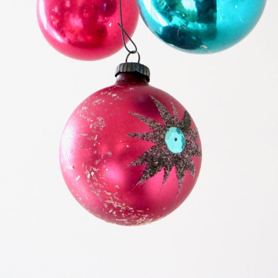 Vintage Atomic Glass Balls Red Teal Christmas Ornaments Glitter Starburst Made in Japan