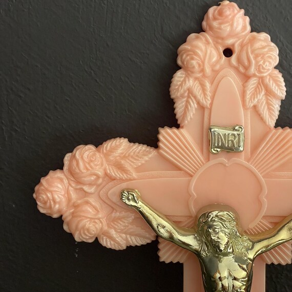Vintage Crucifix Pink Plastic Roses Gold Jesus on the Cross Catholic Religious Idol 12" Crucifix Wall Hanging