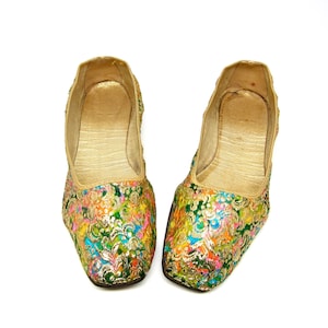 Vintage Gold Shoes 1950s Flats Colorful Brocade Slippers