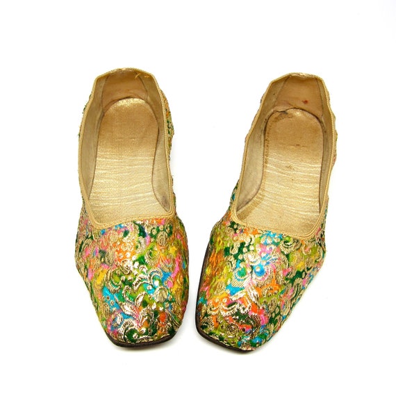 Vintage Gold Shoes 1950s Flats Colorful Brocade Slippers