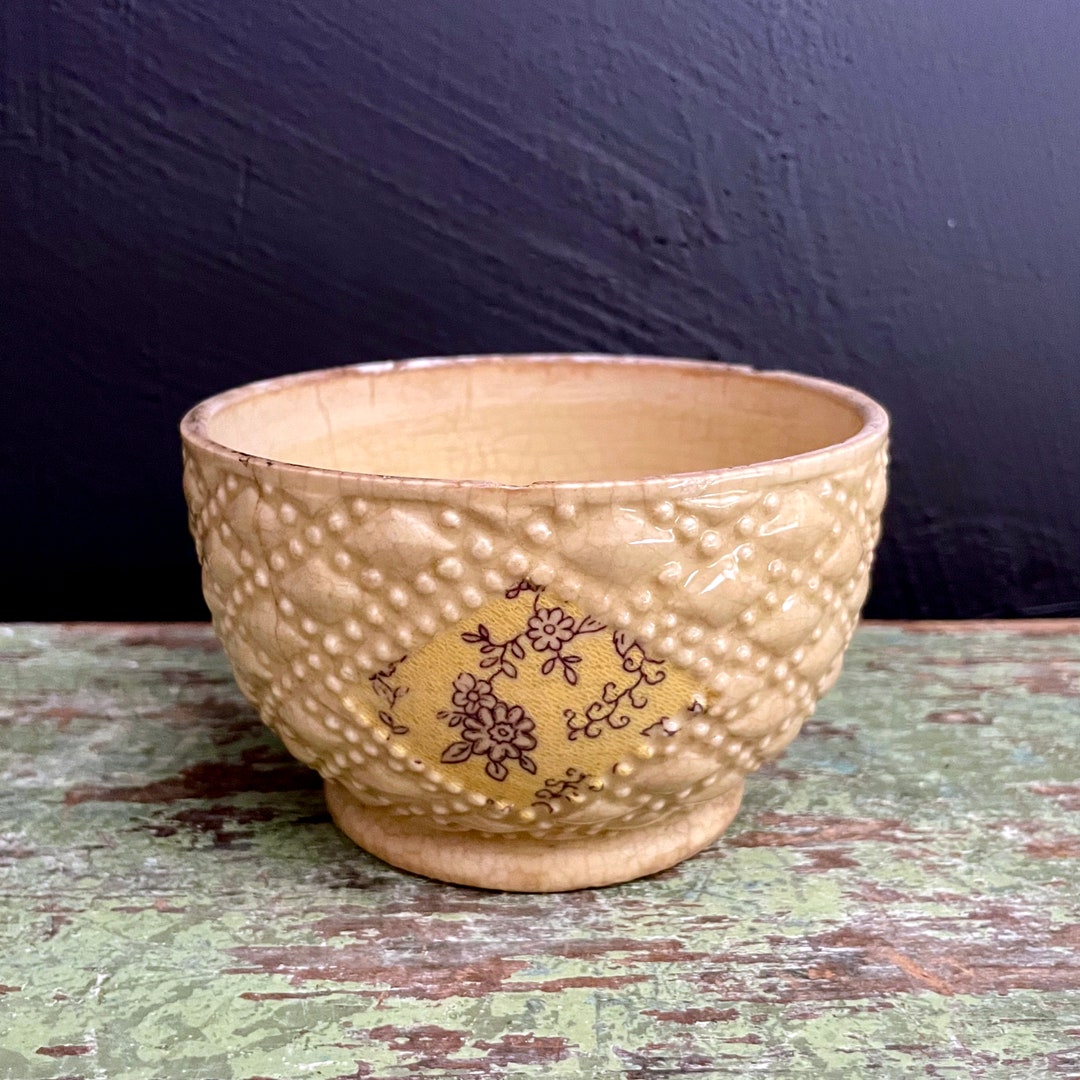 Vintage Bowl Yellow Floral Diamond Shaped Embellishment Textured ...