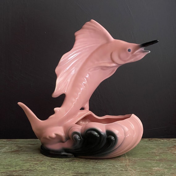 Vintage Swordfish Pink Ceramic Planter Mid Century Pottery Vase Marlin Fish 1950s Candy Pink Black Accents Dish Nautical Kitsch Collectible