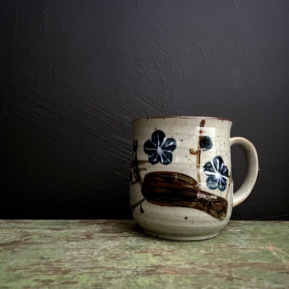 Vintage Mug Pottery Blue Floral Cherry Blossom Branch Beige Stoneware Mug Handcrafted Speckled Ceramic Coffee Cup Made in Japan Boho Sakura