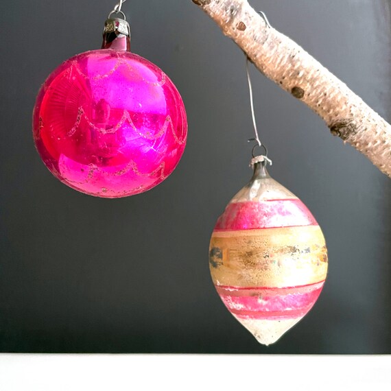 Vintage Ornaments Pink Silvered Balls Set Teardrop Striped Ball Mercury Glass Magenta Ball Fish Scale Glitter Design & Oblong Ball Bulb