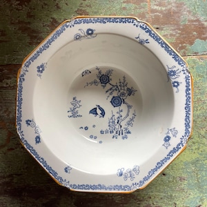 Antique Serving Bowl 9" Blue and White Old Bow Kakiyemon Woods Ware Octagonal Vegetable Server Dish Transferware China Wood & Sons England