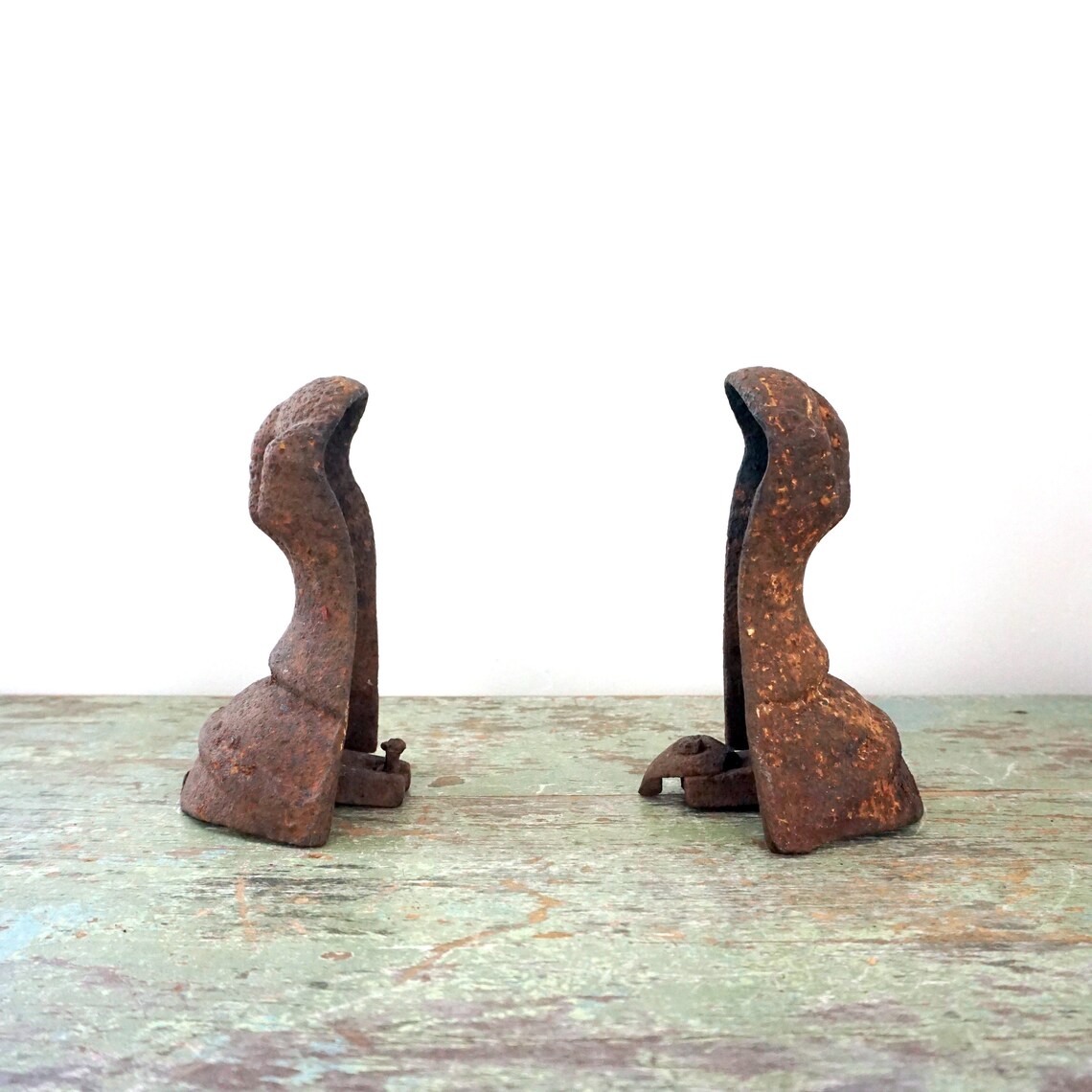 Vintage Tub Legs Clawfoot Cast Iron Pair of Tub Feet Rusted Etsy