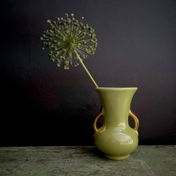 Vintage Green Vase with 22k Gold Handles Pearl Pottery Co Urn Shaped Vase Wide Mouth Ceramic Celadon Green Lustre Small Vase 6 Inch Tall 50s
