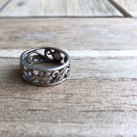Vintage Floral Ring Silver Daisy Leaf Scroll Band Ring Opened Design Size 6.75 Ring 925 Silver Small Ring