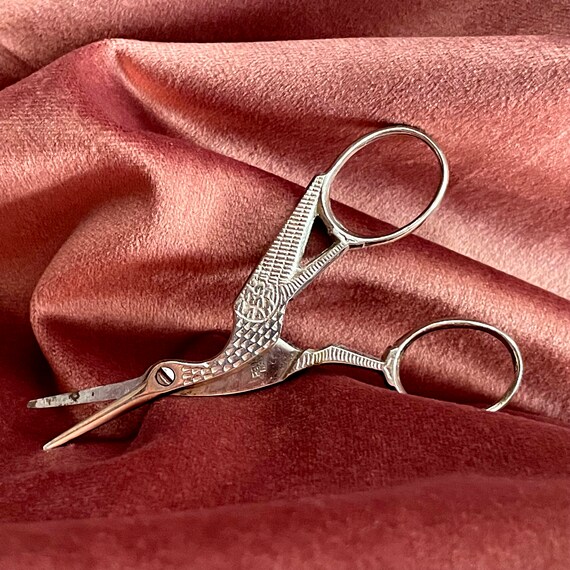 Vintage Bird Scissors Revlon Italy Stork Sewing Scissors Small Silver Toned Metal Beak Blade Scissors Embroidery Heron Crane