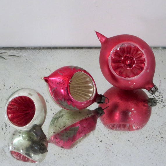 Vintage Indent Ornaments Red Polish Christmas Glass Balls Rare 1930s Hand Painted Santa Set of 3