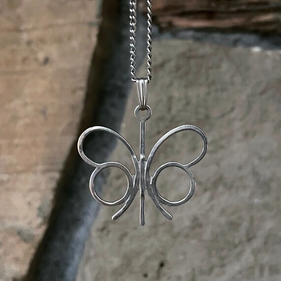 Vintage Butterfly Necklace Sarah Cov 1970s Silver Tone Butterfly Pendant Open Design Papillon Costume Jewelry