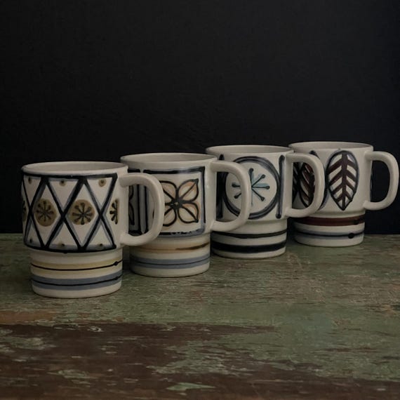 Vintage Mug Set Mid Century Stoneware By Jonas Roberts Hand Painted Mediterranean #6092 Pattern