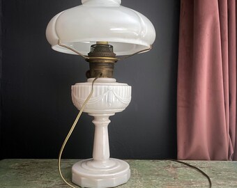 Vintage Aladdin Lincoln Drape Milk Glass Lamp, Wired Table Lamp - Etsy