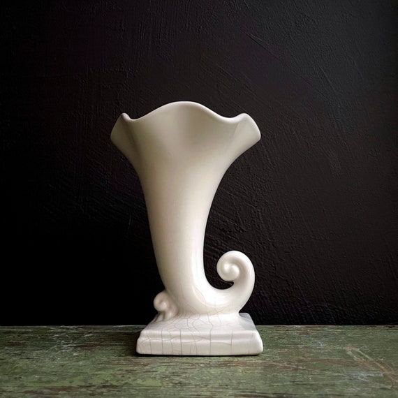 Vintage Trumpet Vase Matte White 40s Abingdon Pottery Vase Square Pedestal Base Asymmetrical Vessel Scalloped Ruffle Rim Vase Crazed Ceramic