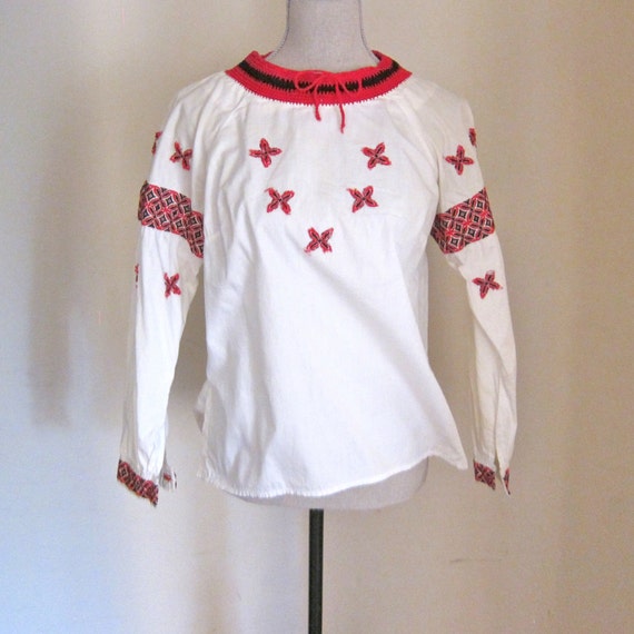 Vintage Ukrainian Blouse White Embroidered Red Black Cotton Shirt Long Sleeved Traditional Folk Stitchwork Ukraine Belarus Vyshyvanka