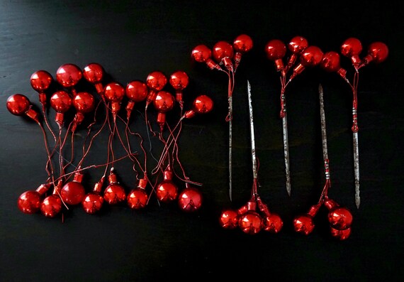 Vintage Glass Balls Red Foiled Christmas Ball Sprays Wired Holiday Balls on Picks For Wreaths 35 Balls 5 Clusters Mercury Glass Ornaments