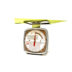 Vintage Pelouze Postal Scale, 1970s Tan Office Decor