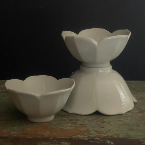 Vintage Lotus Bowls Set of 3 White Flower Bowls Nesting